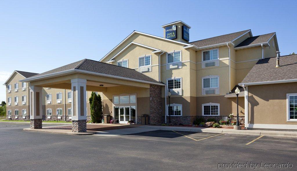 Crossings By Grandstay Inn & Suites 벡커 외부 사진